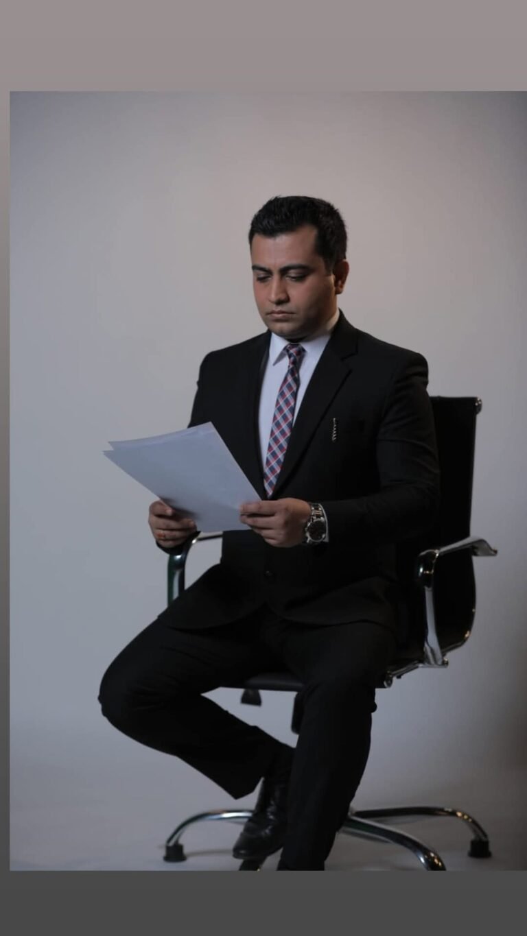 मशहूर न्यूज एंकर अखिलेश आनंद ने Zee News के साथ शुरू किया नया सफर