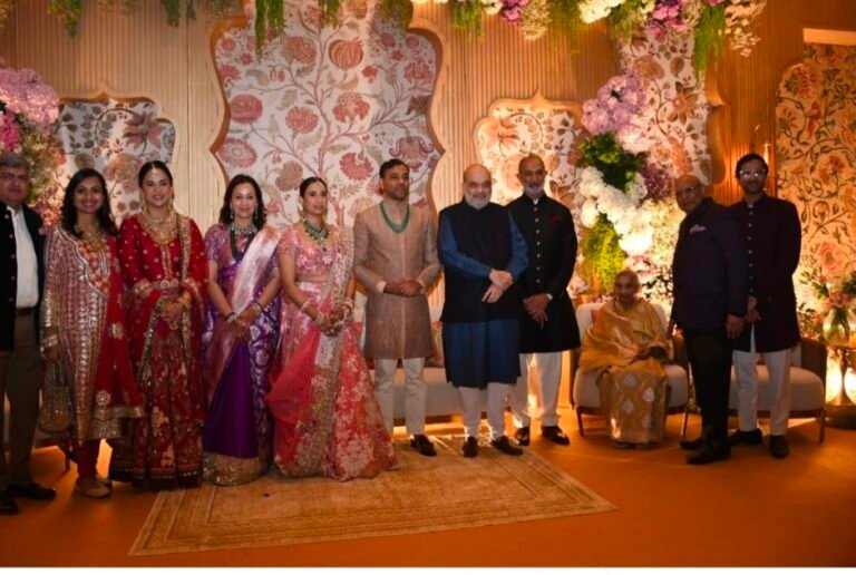 दैनिक जागरण ग्रुप के मालिक संजय गुप्त की सुपुत्री के विवाह में उमड़ा सत्ता का शिखर,अमित शाह और राजनाथ सिंह समेत कई दिग्गजों ने दिया आशीर्वाद