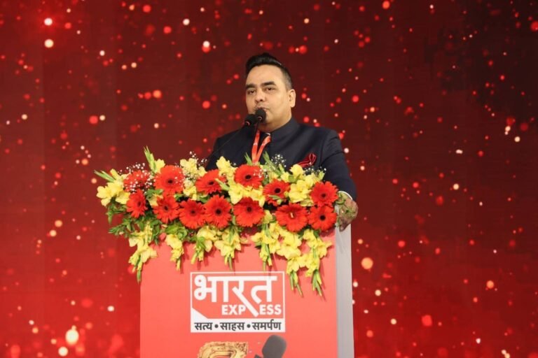 बड़ी खबर:’सहारा’ अखबार की शानदार वापसी,सहारा ग्रुप के नए चेयरमैन उपेंद्र राय ने किया एलान-“एक महीने में आपके घर पहुंचेगा अखबार”